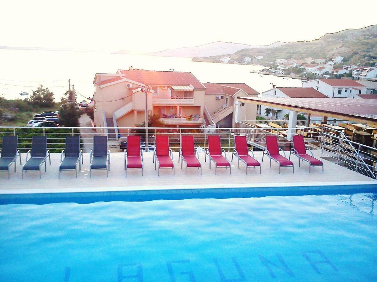 Kuca Pecine Bed & Breakfast Метайна Екстериор снимка